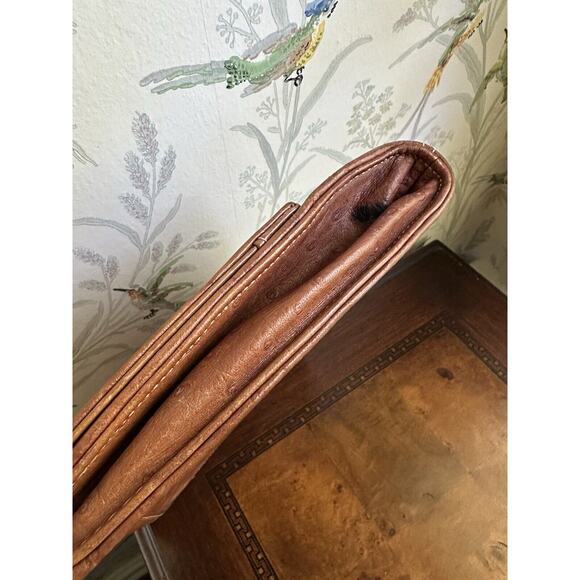 Unisa Brown Ostrich Skin Handbag/Clutch, Made in Uruguay 10.5x8.5x1 - Picture 7 of 8